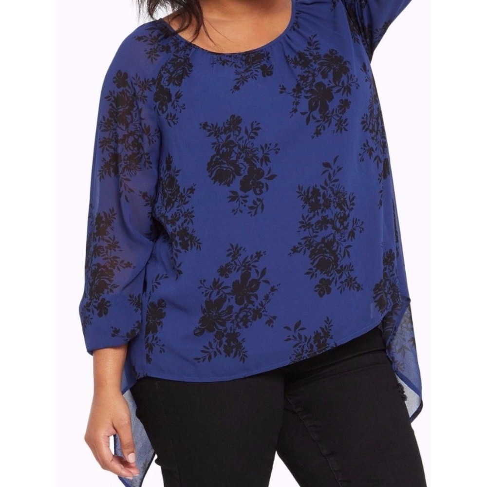 Torrid Blue Floral Chiffon Tulip Back Long Sleeve Blouse Plus Size 5 5X 10743306